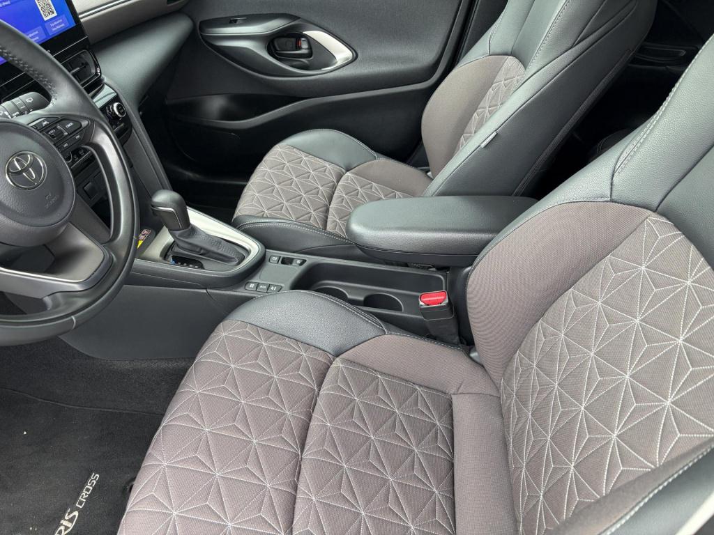 Toyota Yaris Cross 1.5 hybrid 130 executive automaat|trekhaak|mooie complet