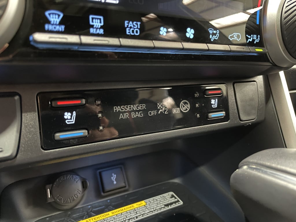 Toyota Rav4 2.5 plug-in hybrid bi-tone plus | panodak | leer |
