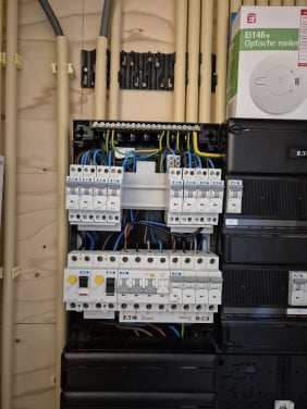 Elektricien beschikbaar voor kleine klussen aan huis! 🔧