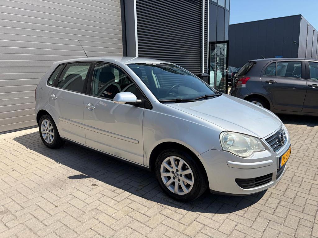 Volkswagen Polo 1.4-16v sportline/129.000 nap/airco/cruise ctrl/