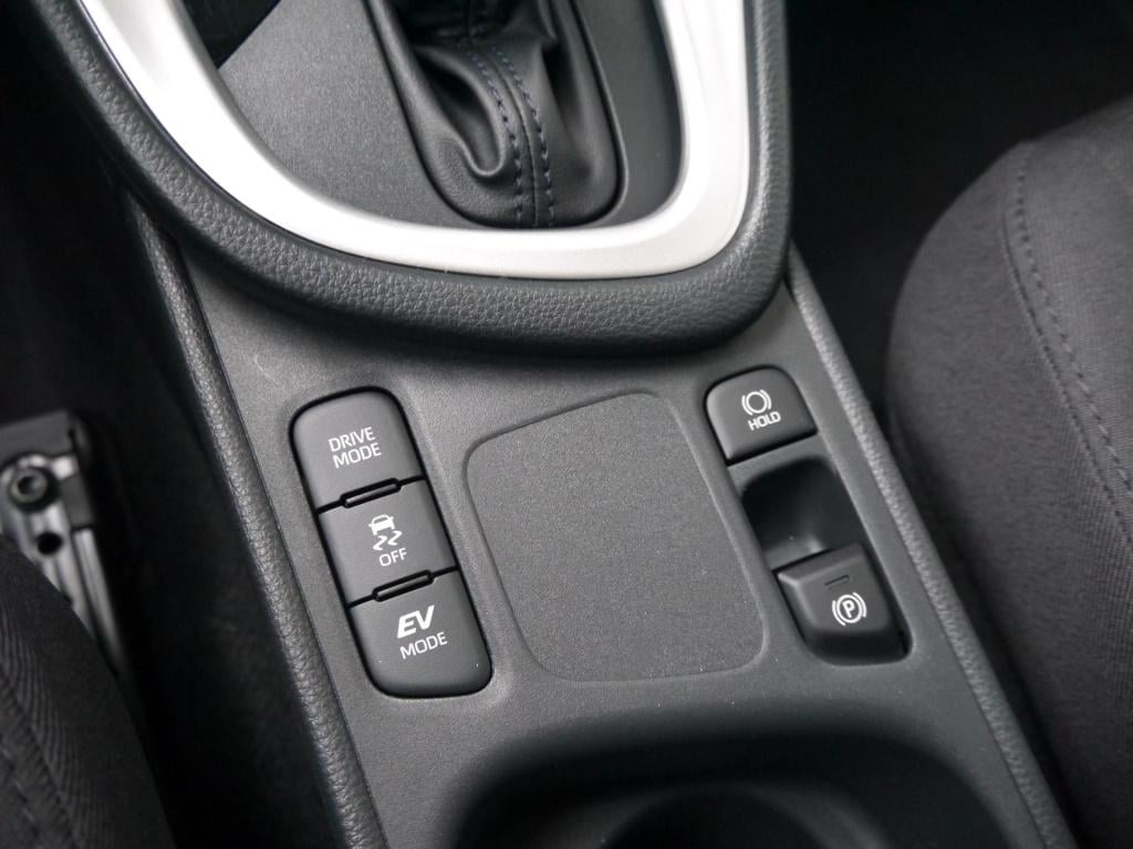 Mazda 2 Hybrid 1.5 centre-line