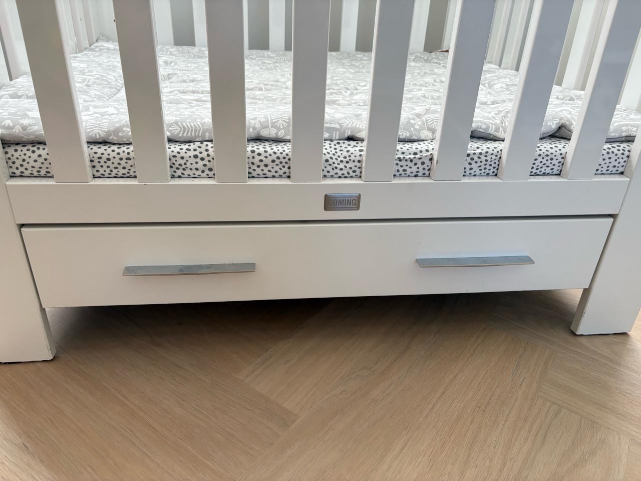Box met boxkleed en boxmatras