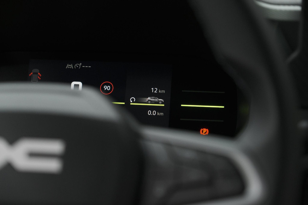 Dacia Duster tce 130 mild hybrid extreme | camera | apple carplay | automat