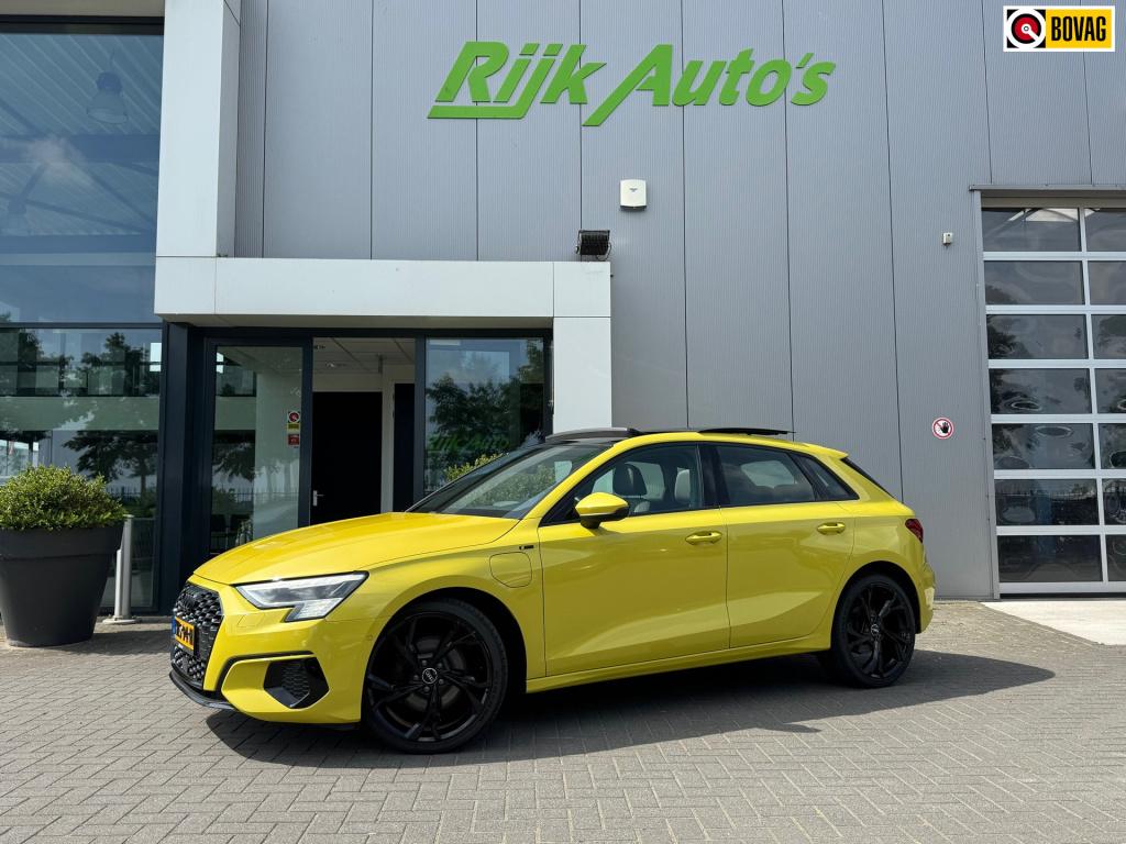Audi A3 sportback 40 tfsie s-edition * pano * matrix * keyless * head-up