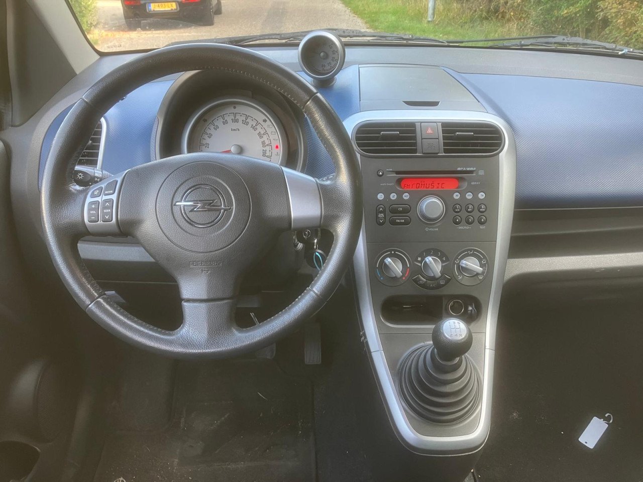 Opel Agila 1.0