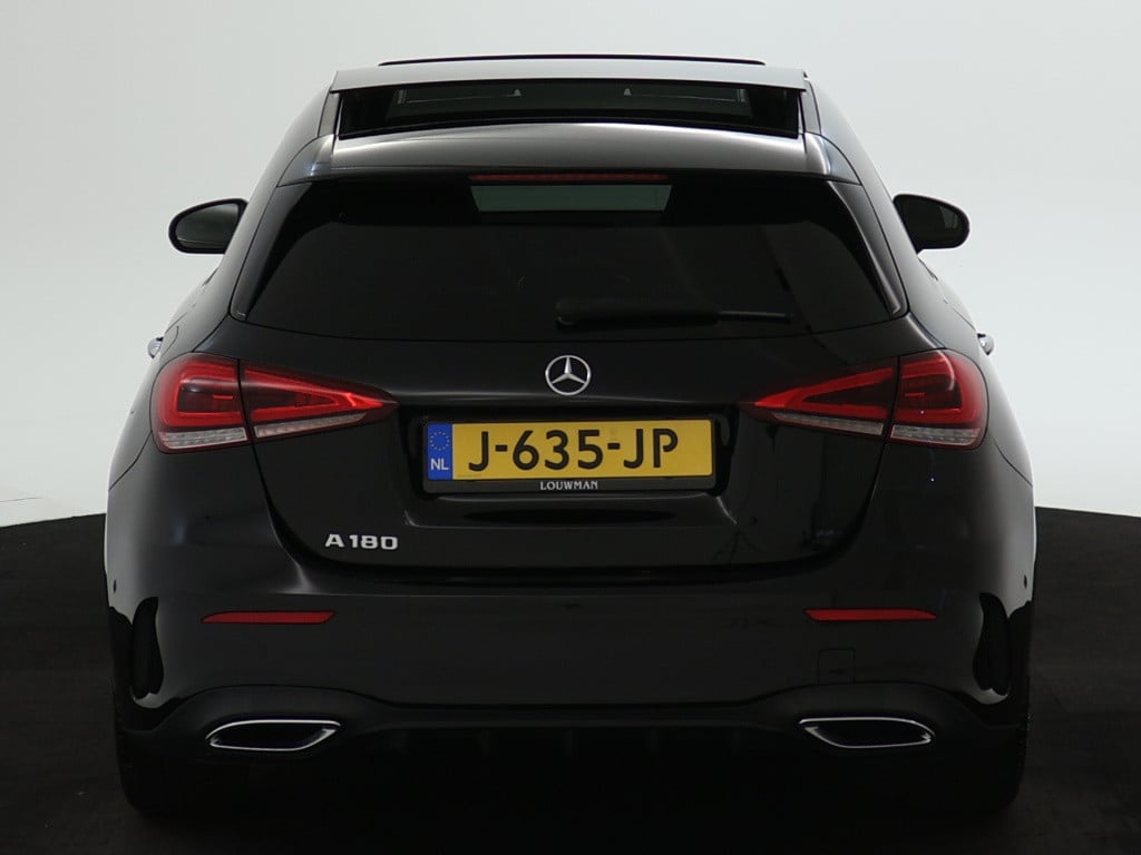Mercedes-Benz A-Klasse 180 business solution amg | panoramadak | sfeerverli