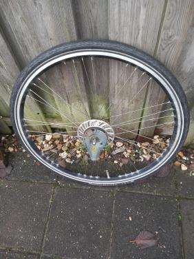 Diverse 28 inch wielen