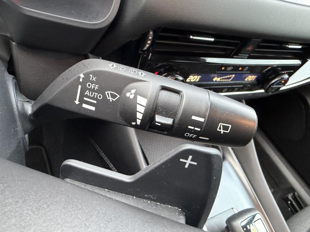 Nissan Qashqai 1.3 mhev xtronic n-connecta