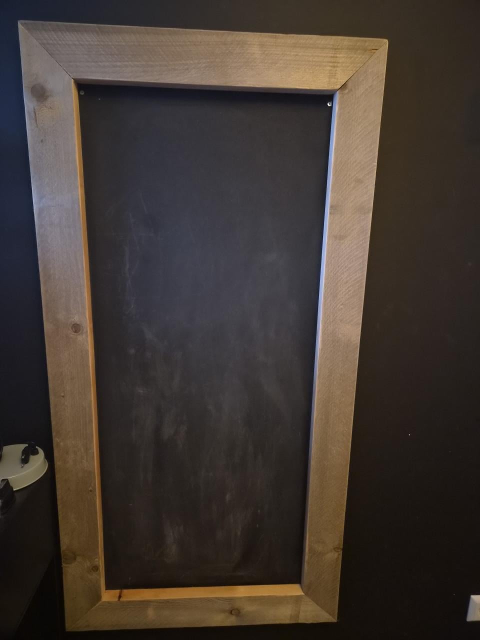 Krijtbord met houten rand 130×66