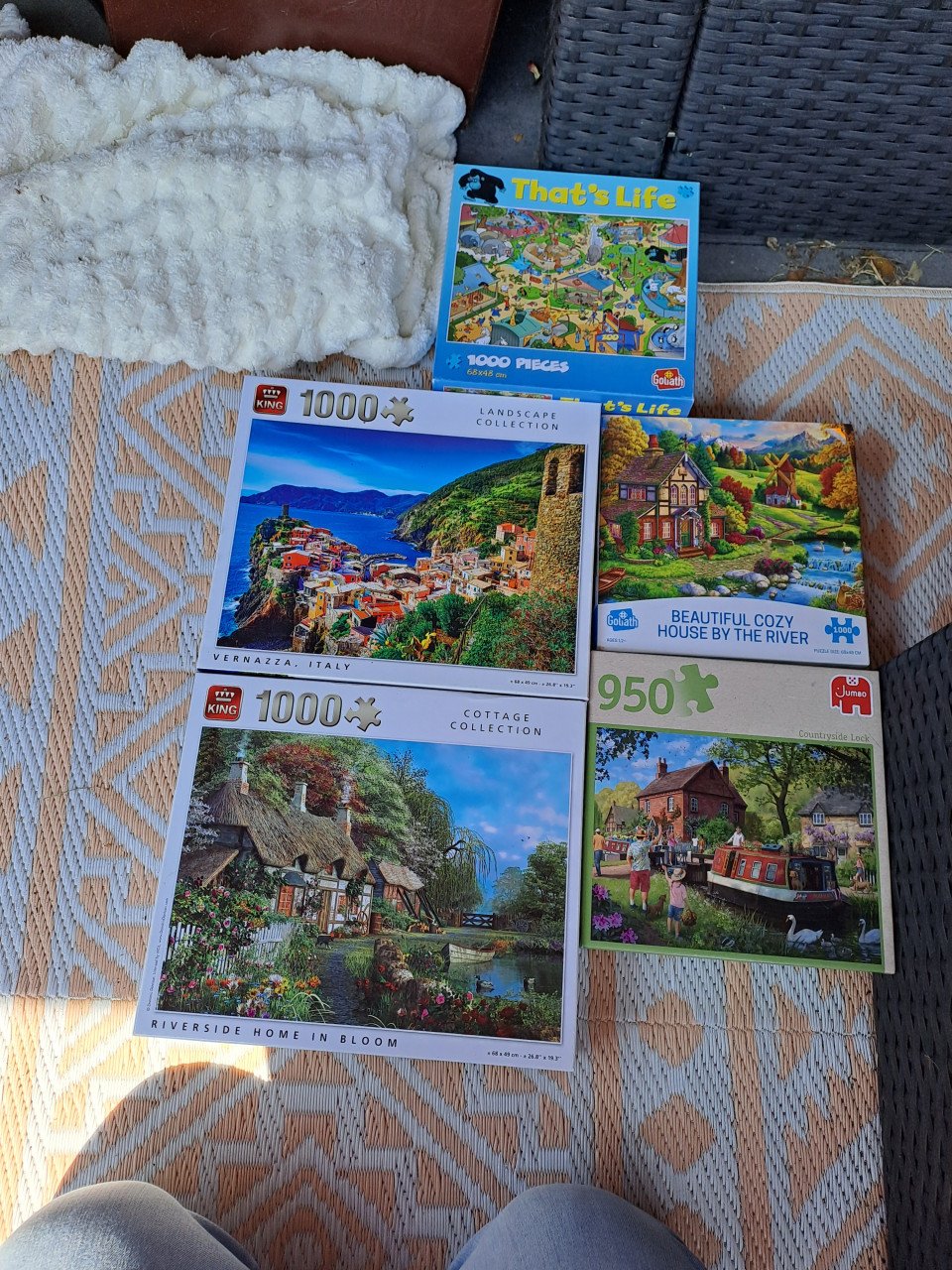 Diverse mooi Legpuzzels van 950 en 1000 stukjes