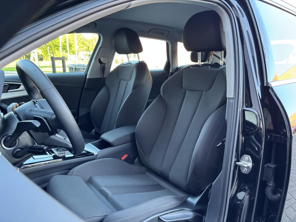 Audi A4 avant 35 tfsi advanced edition nl-auto, uitklapbare trekhaak | spor
