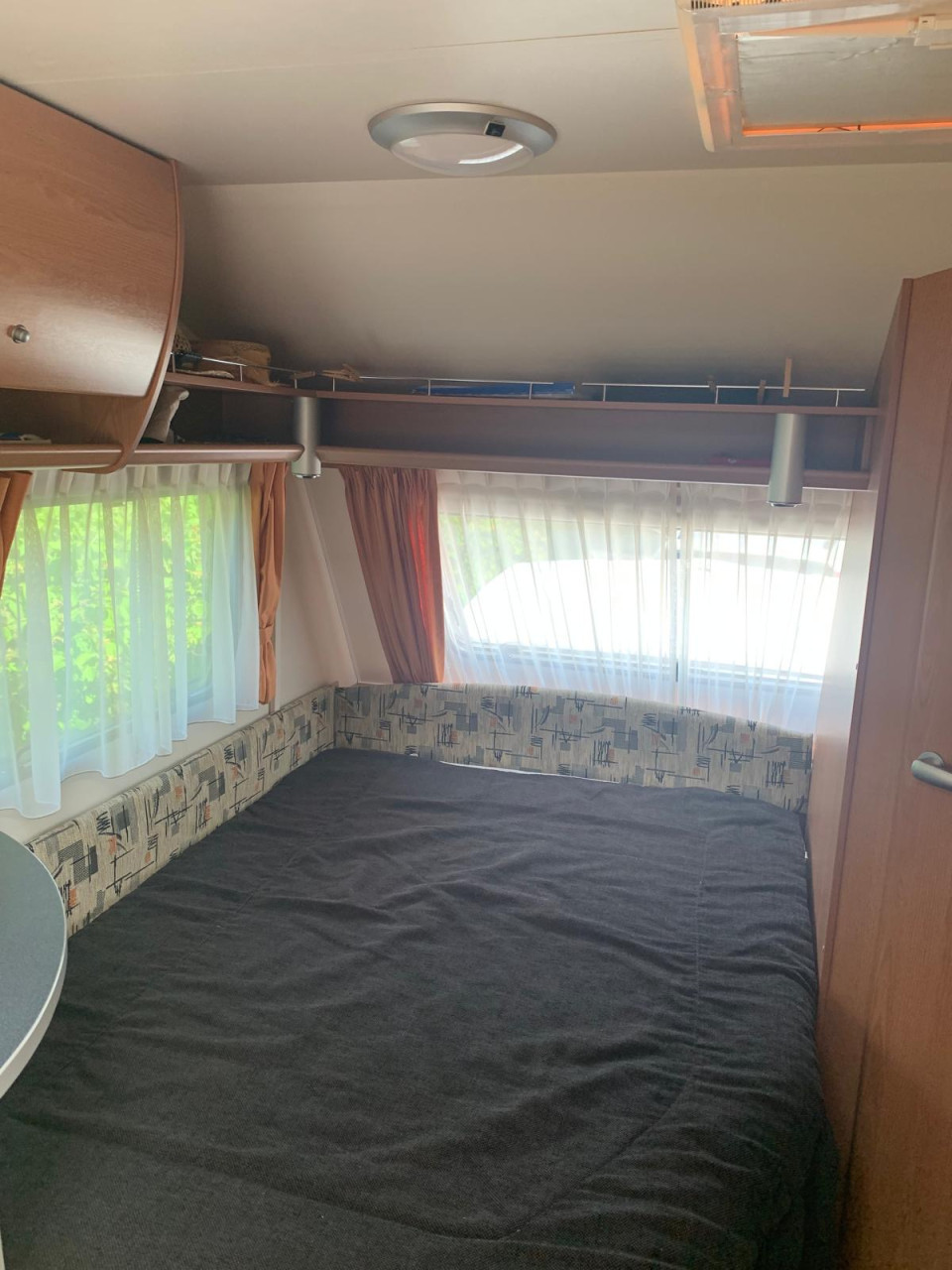 Caravan Kip Skyline 44 TDB Aircool Edition uit 2008