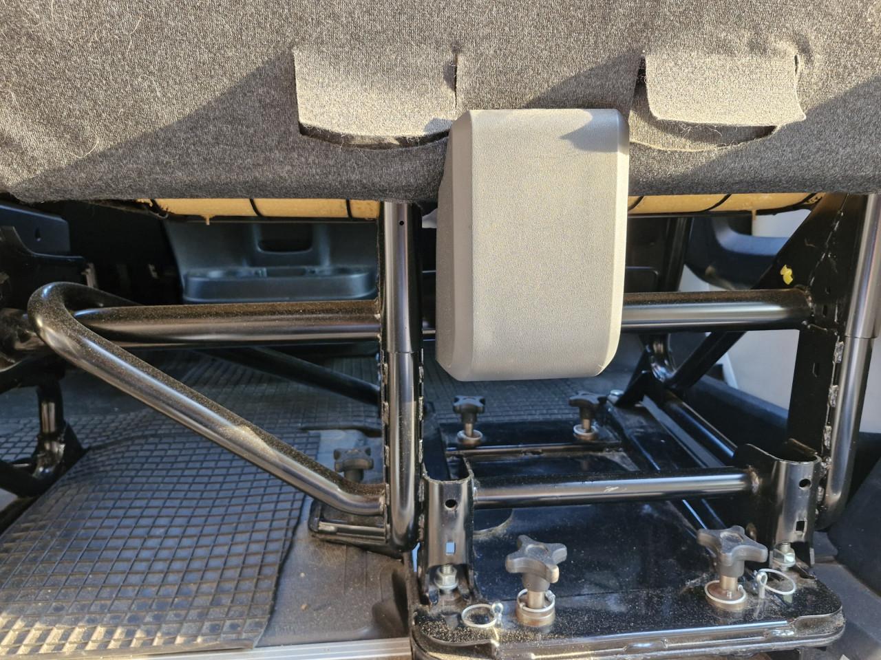 ISRI Draaiplateau en passagiersbank voor Ducato, Boxer en Jumper