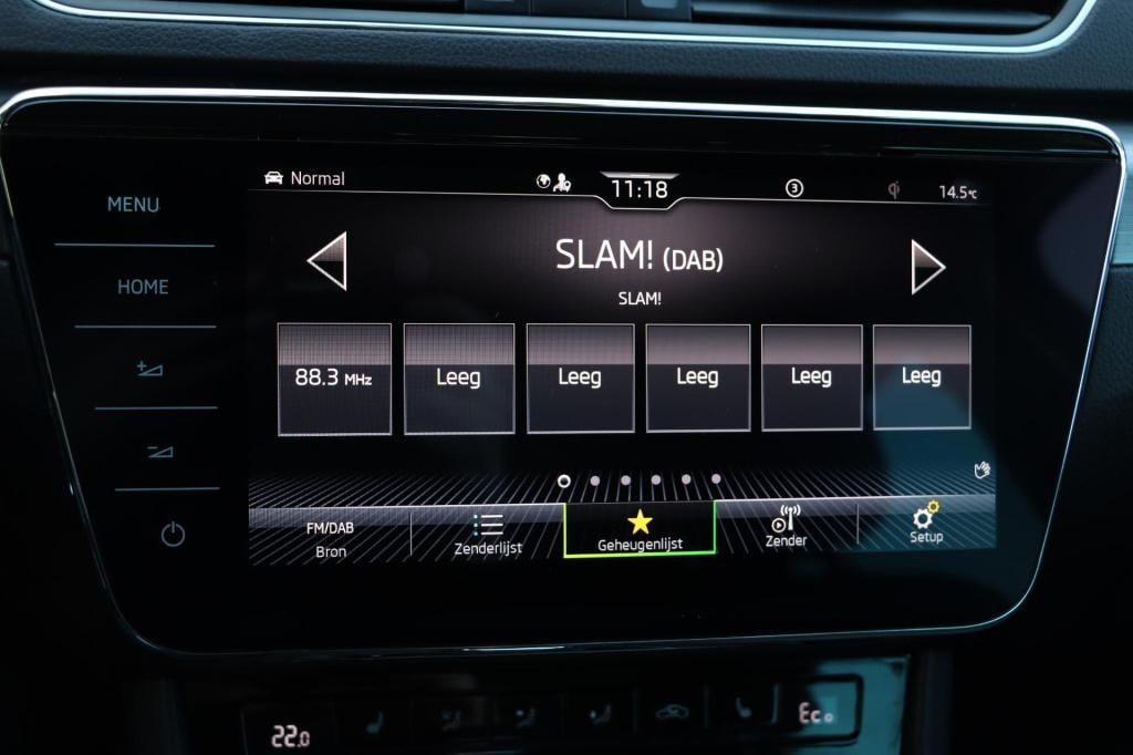 Skoda Superb combi 1.4 ehybrid style 218pk dsg6 | soh 93,1% | memory | stoe