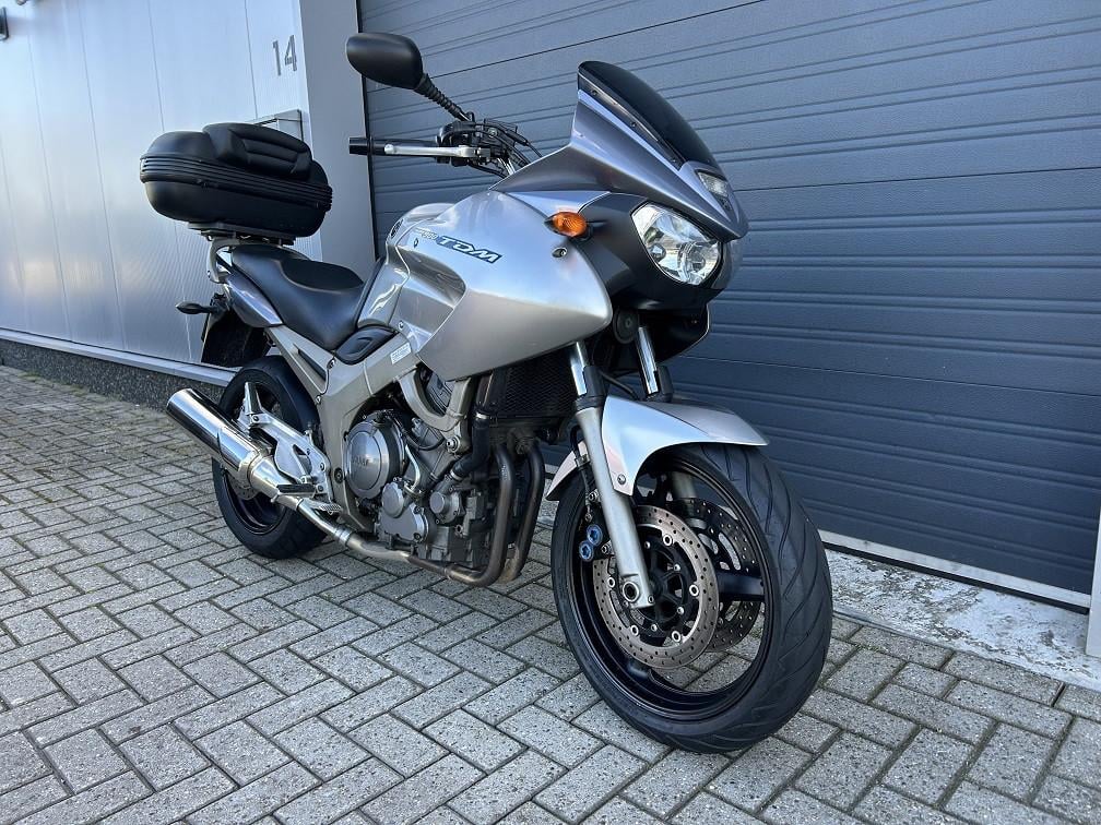 Mooie Yamaha TDM900 uit 2003 met slechts 29980 km, topkoffer €3300,-
