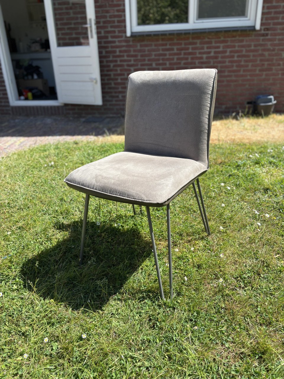 4 eetkamerstoelen / z.g.a.n.!