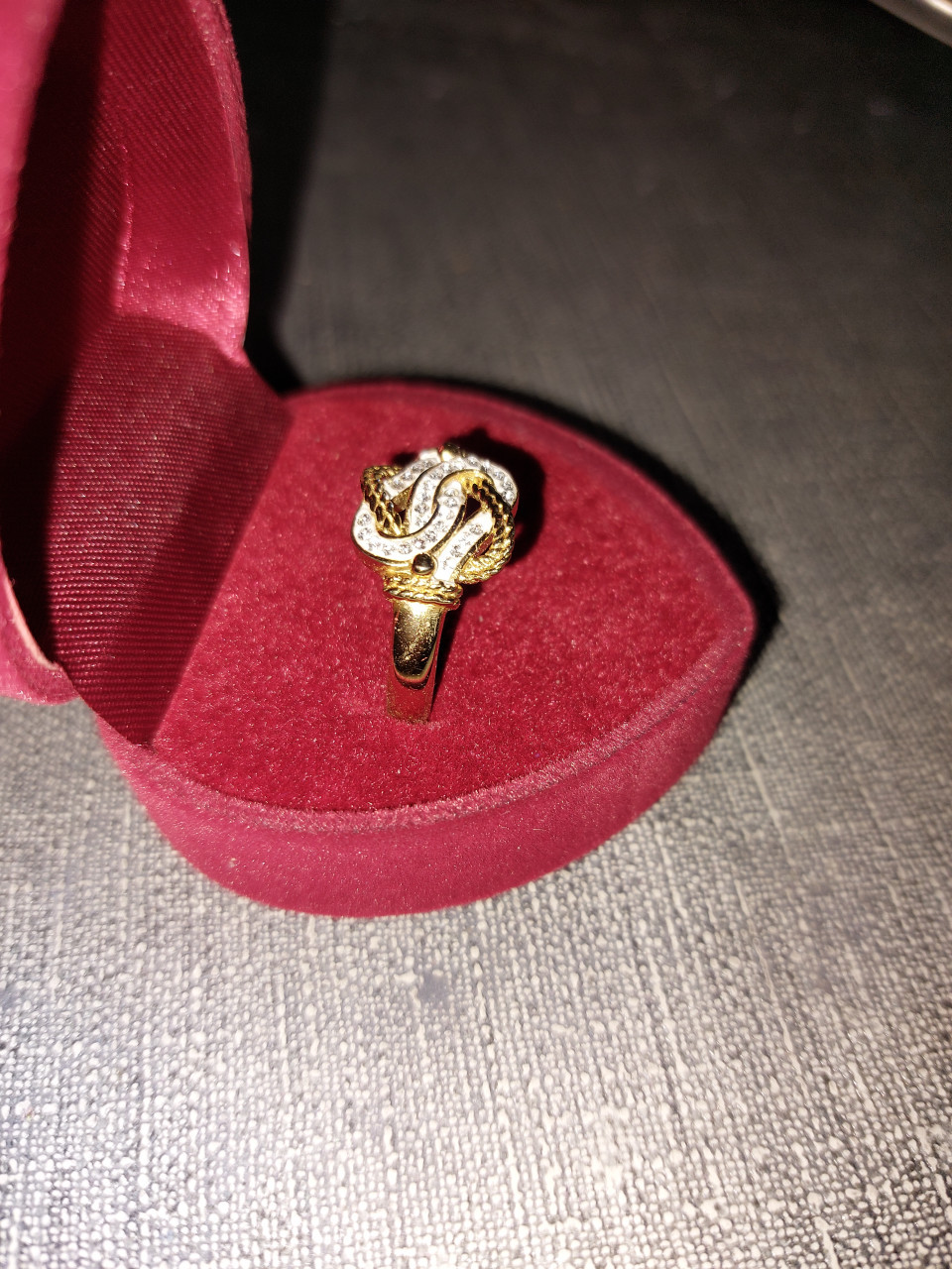 SURINAAMSE MATTENKLOPPER RING