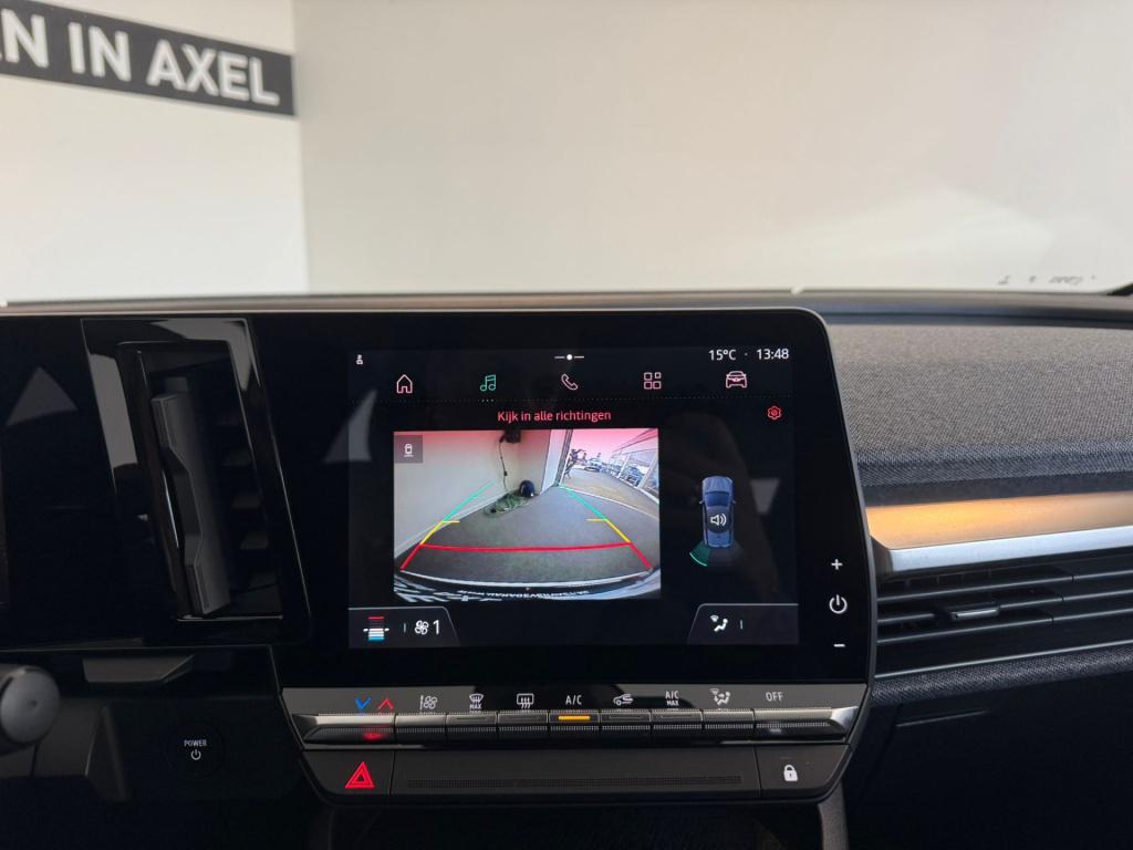 Renault Megane E-tech ev40 boost charge equilibre