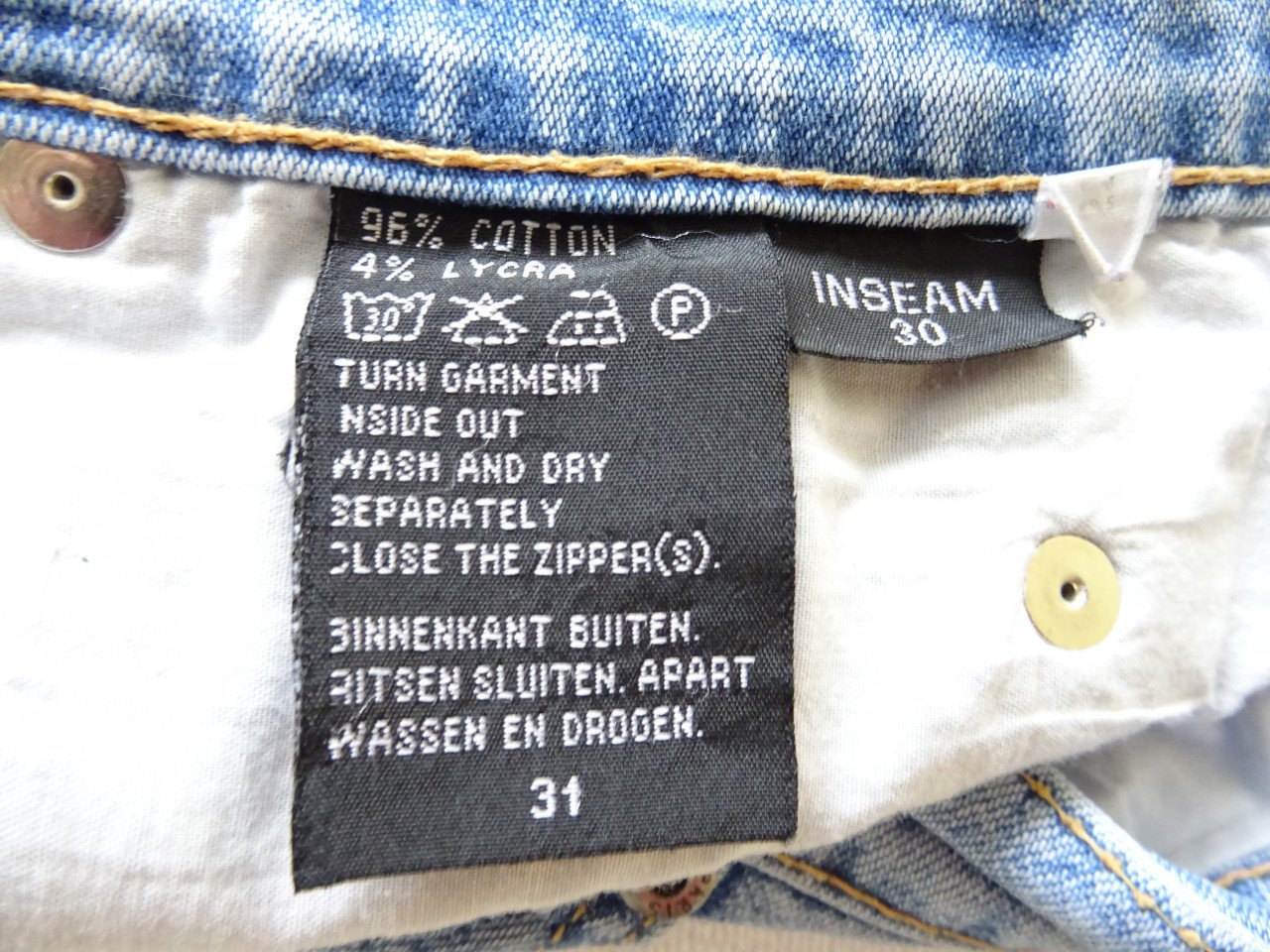 BRAMS-PARIS      Dames Spijkerbroek   Maat 31    voor  € 9,95