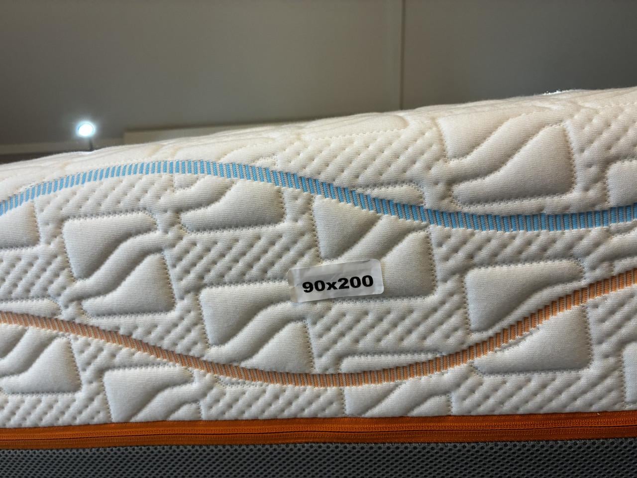 2x M-line matrassen 90x200 Hybrid slowmotion 8