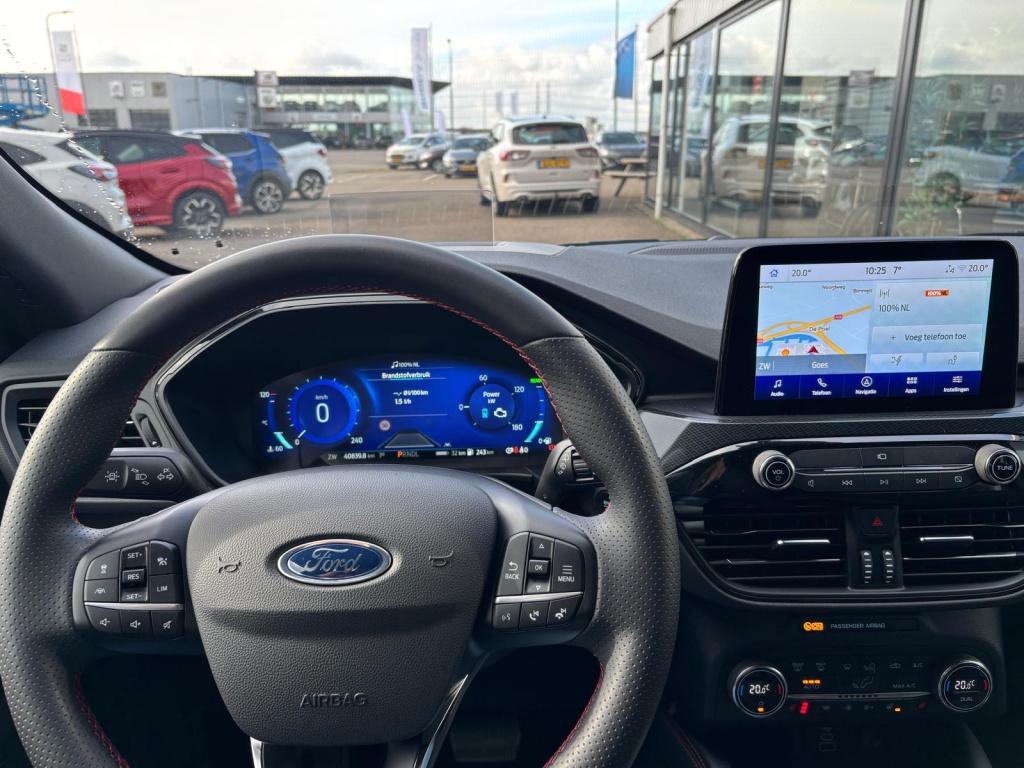 Ford Kuga 2.5 phev e-cvt 225pk st-line x, trekhaak wegklapbaar, hud, winter