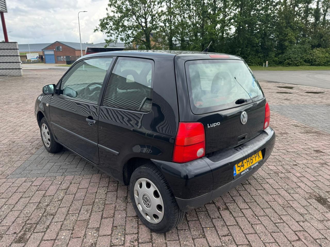 Vw lupo bj 2001  1250 euro