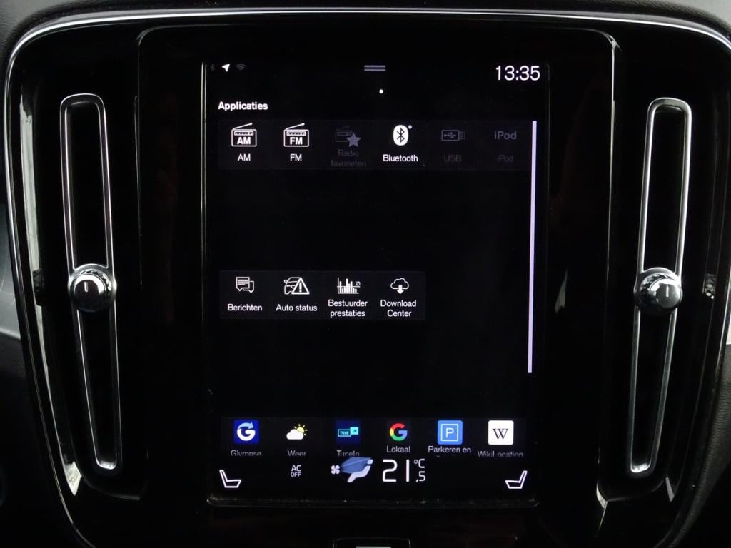 Volvo XC40 2.0 t4 momentum