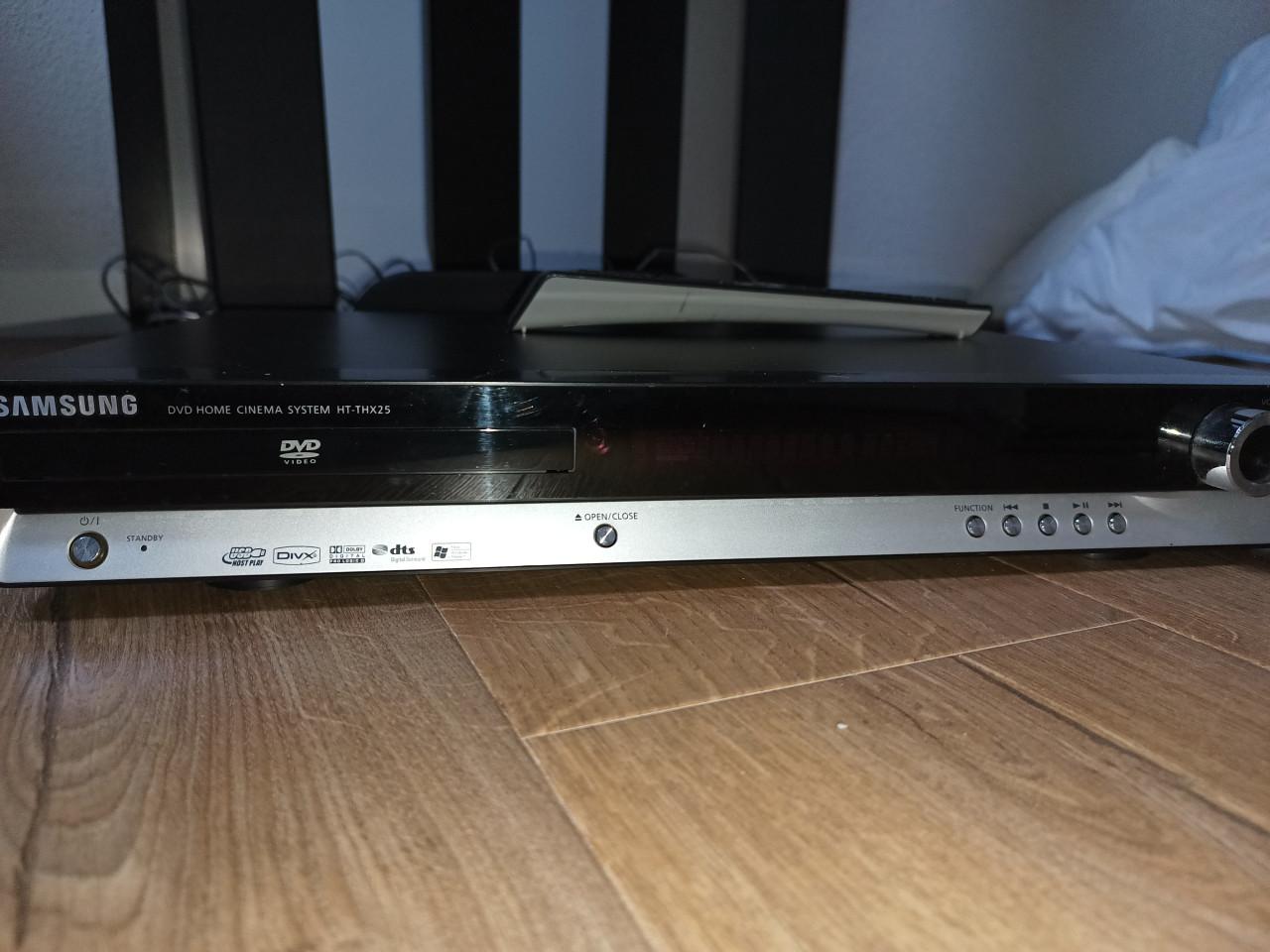 Samsung Home Cinema 5.1 set :