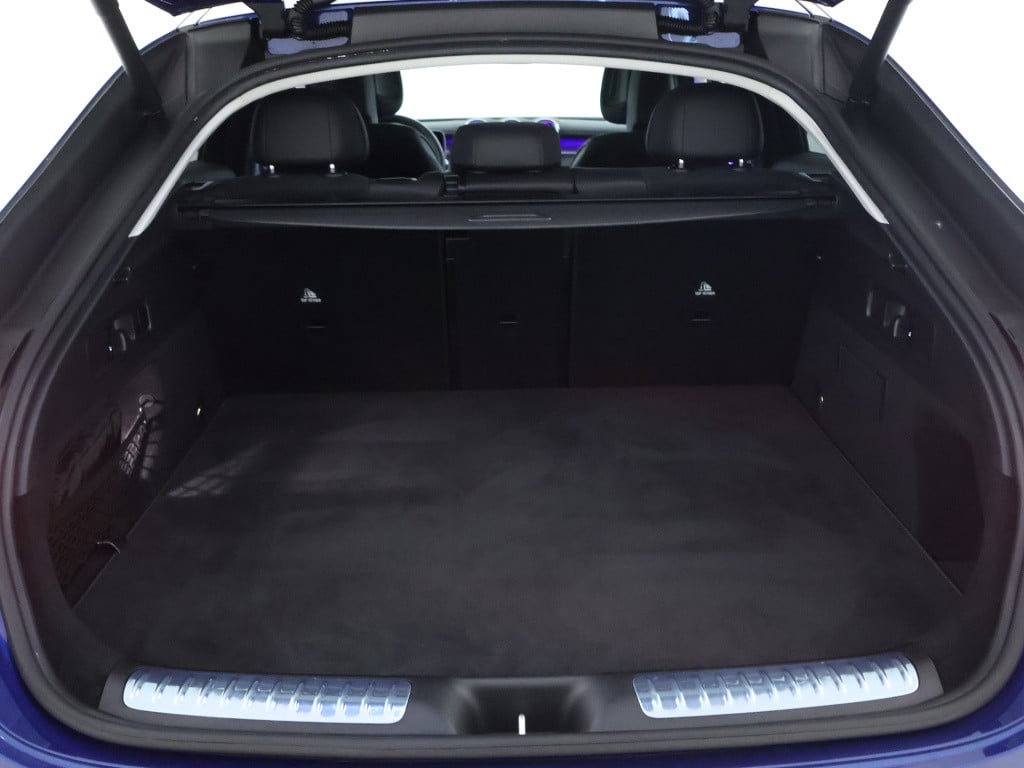 Mercedes-Benz Glc coupé 300 e 4matic amg plug-in hybride | trekhaak |  pano