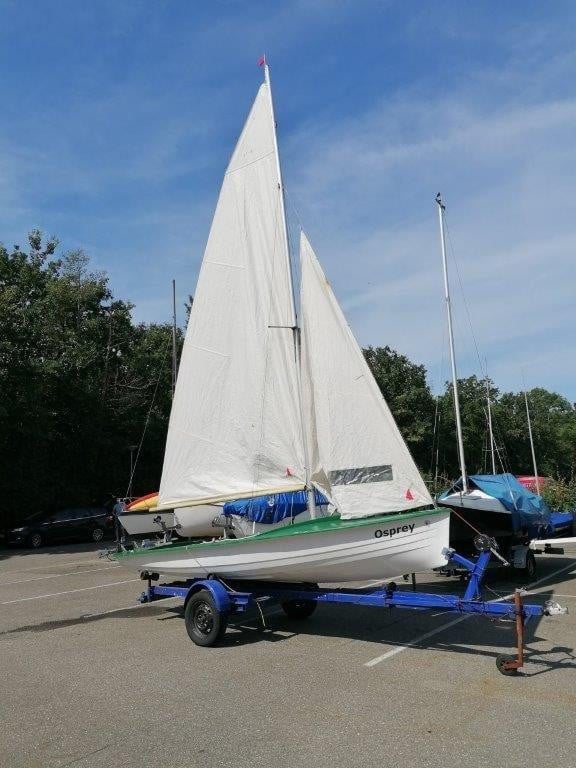 Open zeilboot Osprey incl. trailer - project