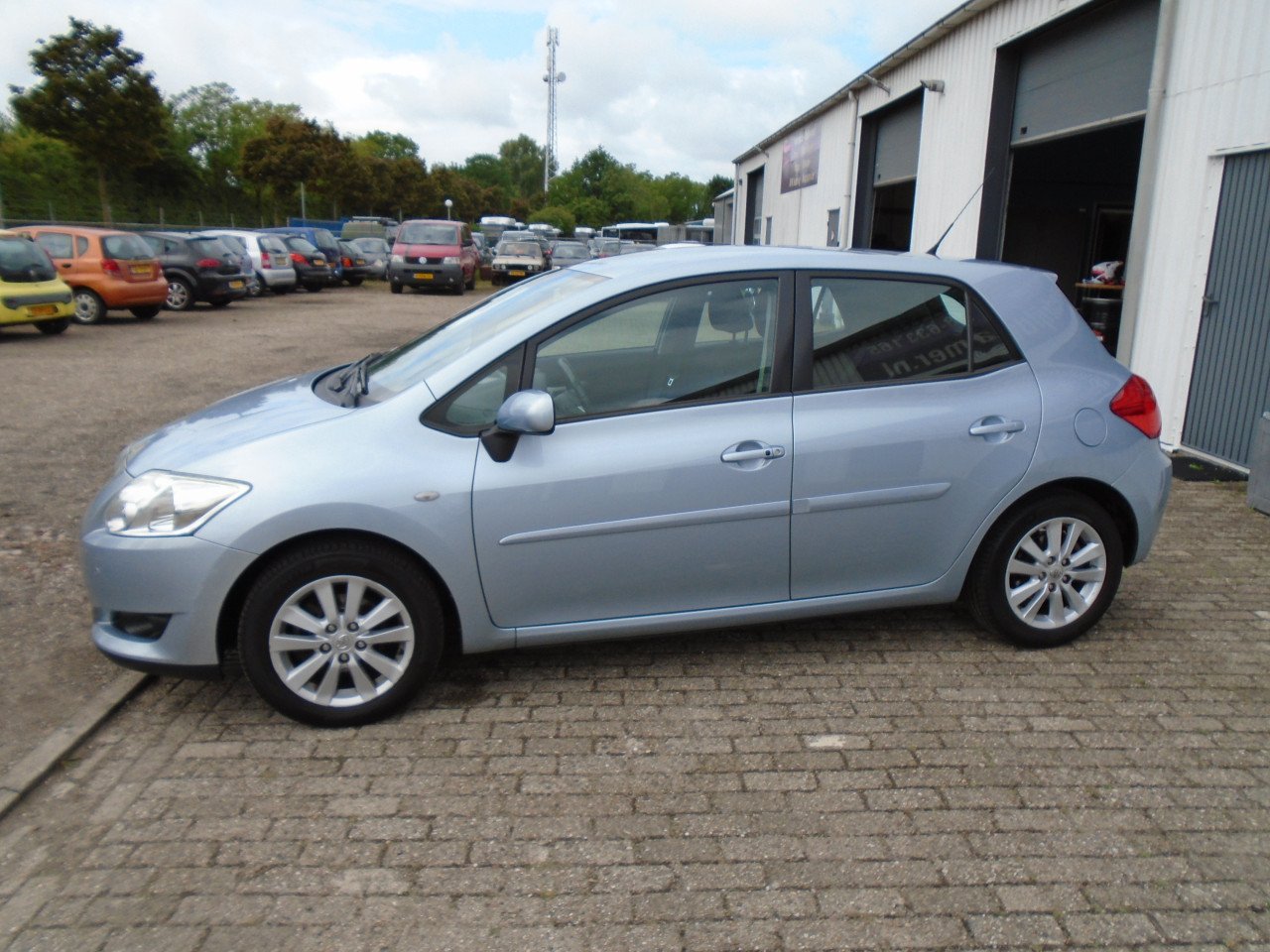 Toyota Auris 1.6 VVTi Vele extra's
