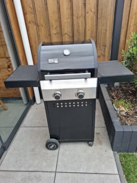 Gas barbecue