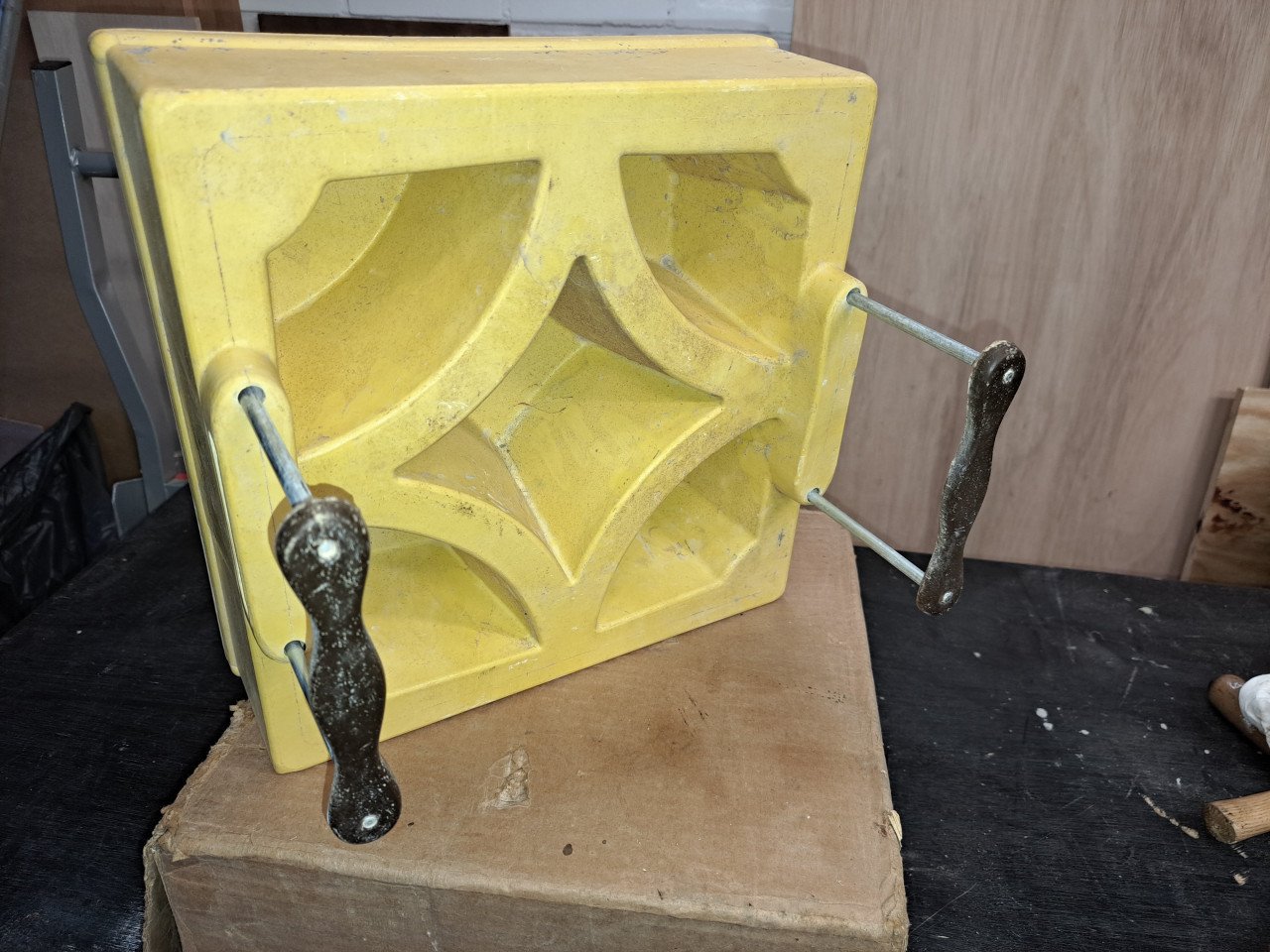 Sierblokkenmal (romanoblok)