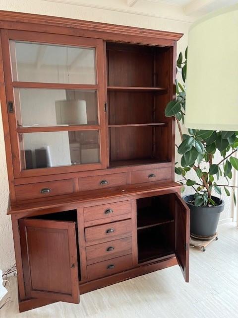 GRATIS Buffetkast, in hele goede staat