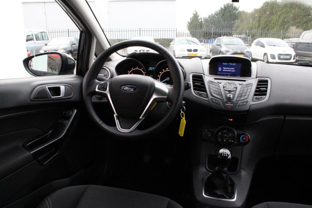 Ford Fiesta 1.0 style