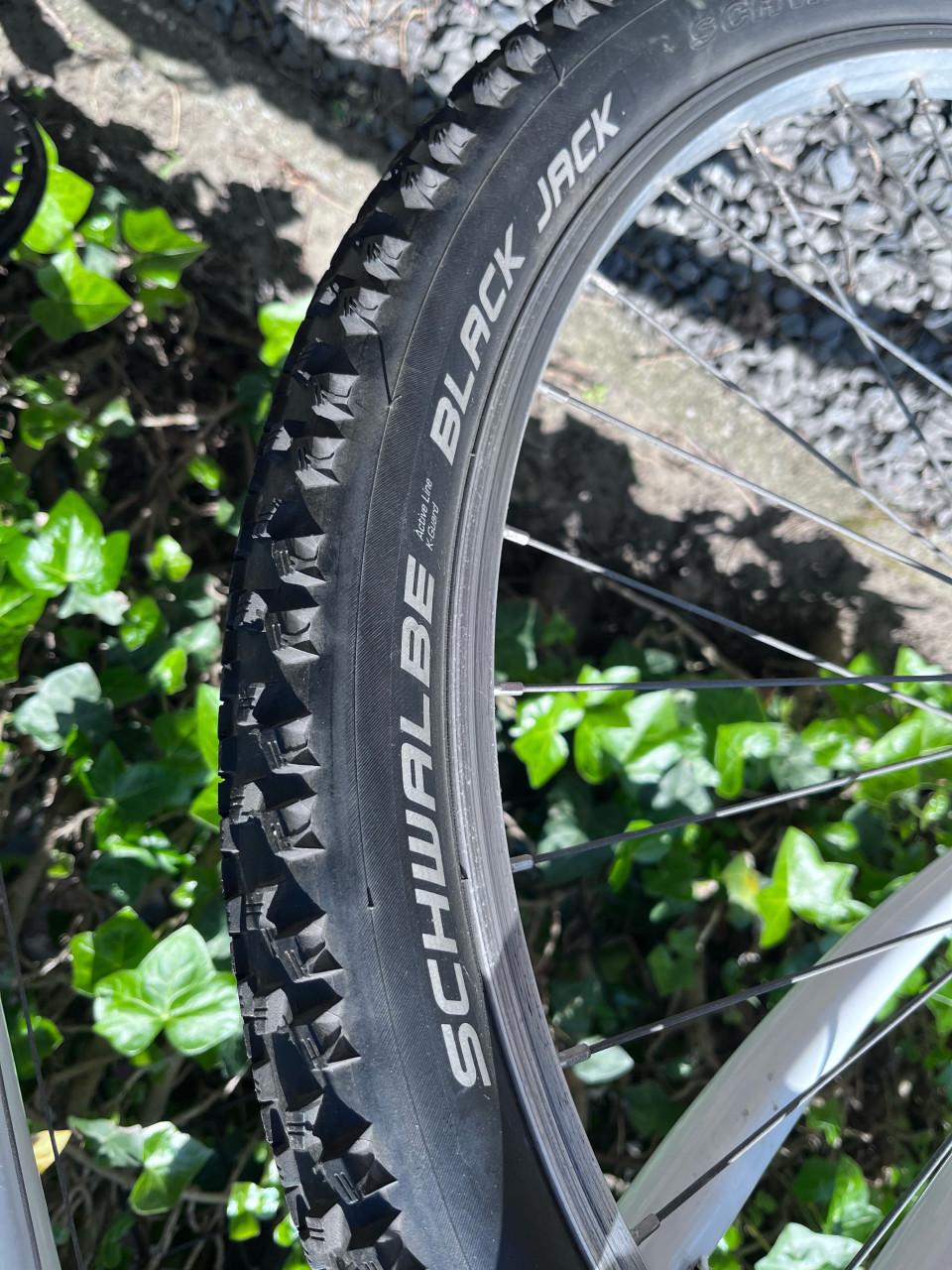 Mountainbike b-twin rock rider 300 Shimano 21 versnellingen 26 inch