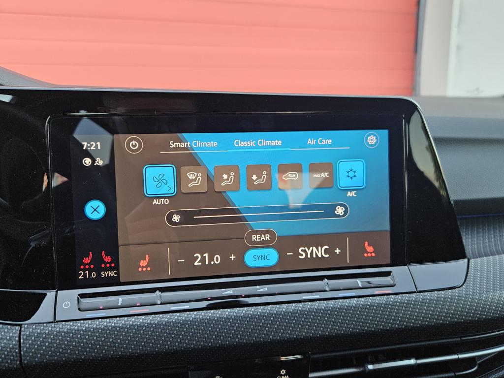 Volkswagen Golf 1.5 etsi r-line business | iq light | h/k | elek. trekhaak 