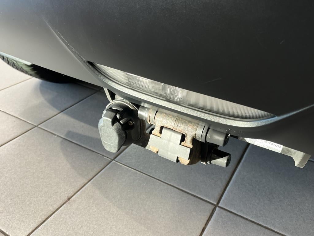 Toyota Yaris 1.5 hybrid first edition | camera | apple carplay | trekhaak |