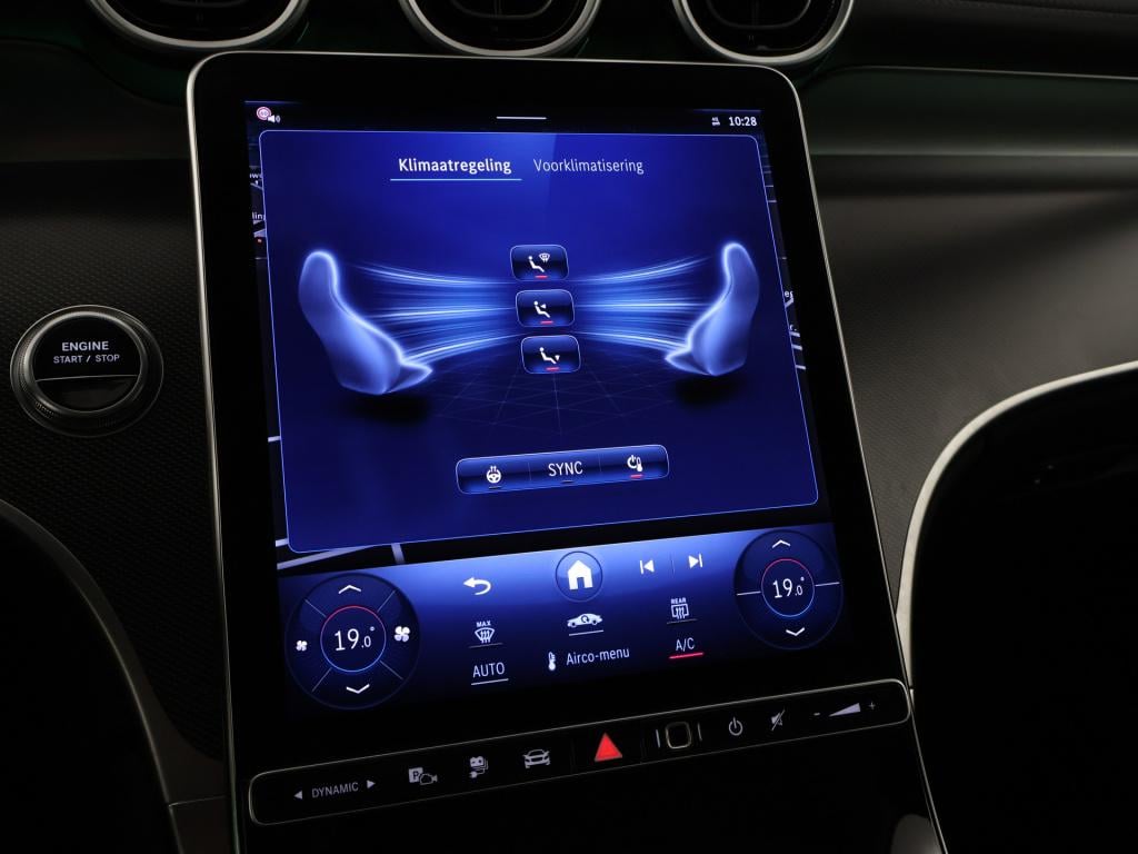 Mercedes-Benz Glc 300 e 4m amg plug-in hybride | trekhaak | amg styling | 2