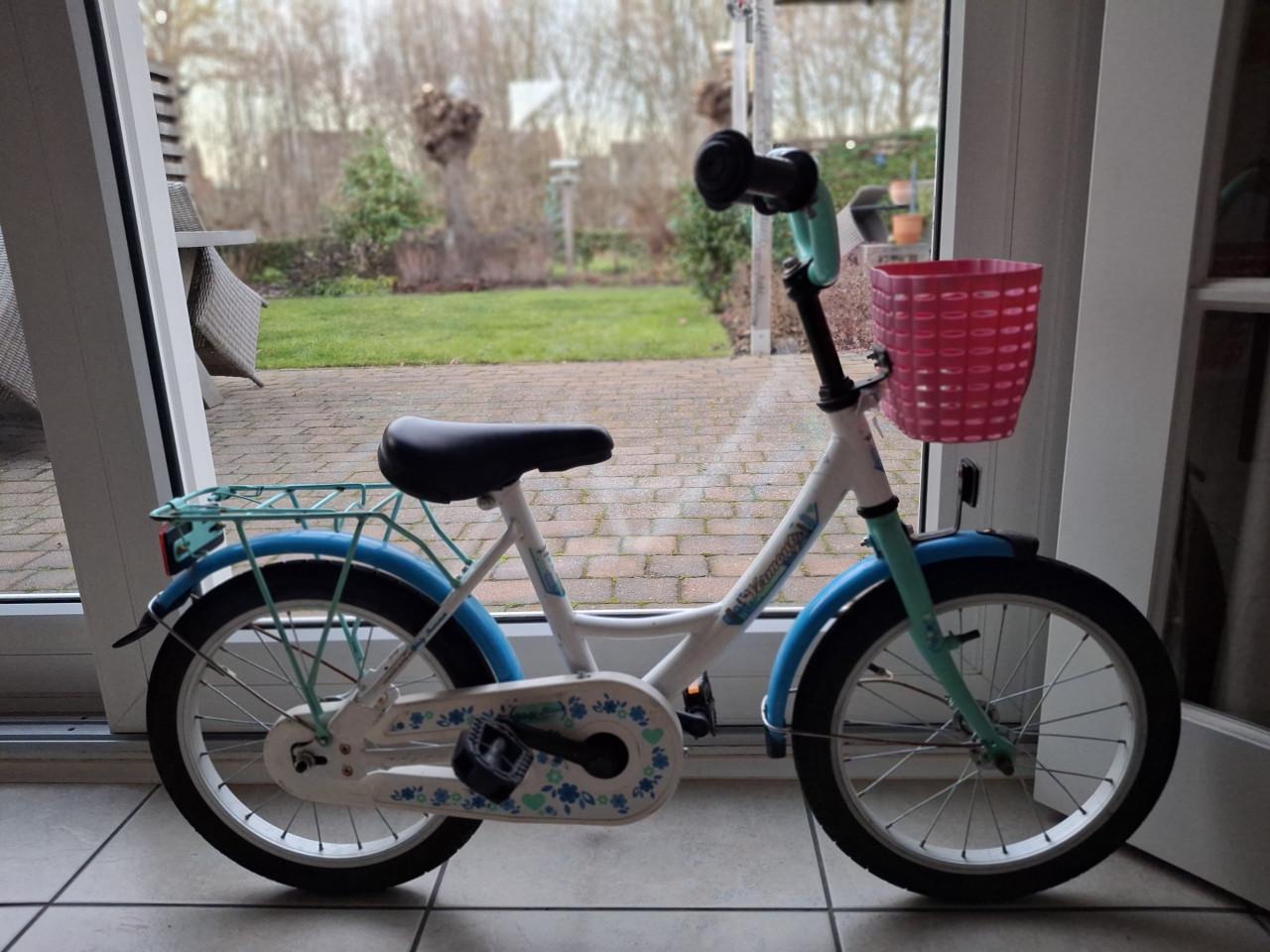 Te koop meisjes fiets 16 inch