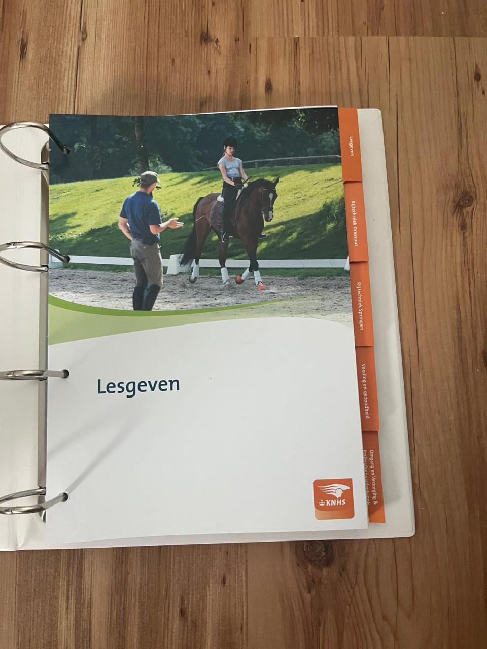 Studieboek Aspirant instructeur KNHS