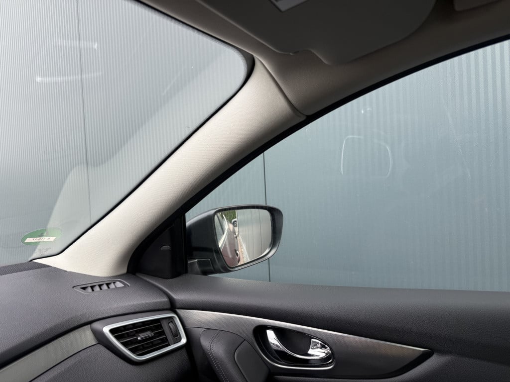 Nissan Qashqai 1.2 tekna pakket 5-drs