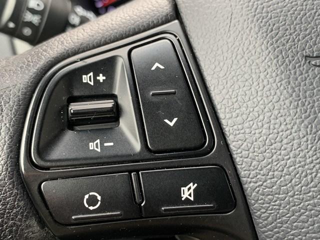 Kia Rio 1.2 cvvt navi | clima | cruise | parkeersensoren | trekhaak | nap e