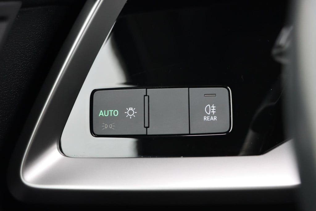 Audi A3 sportback 40 tfsi e advanced edition 204pk s-tronic