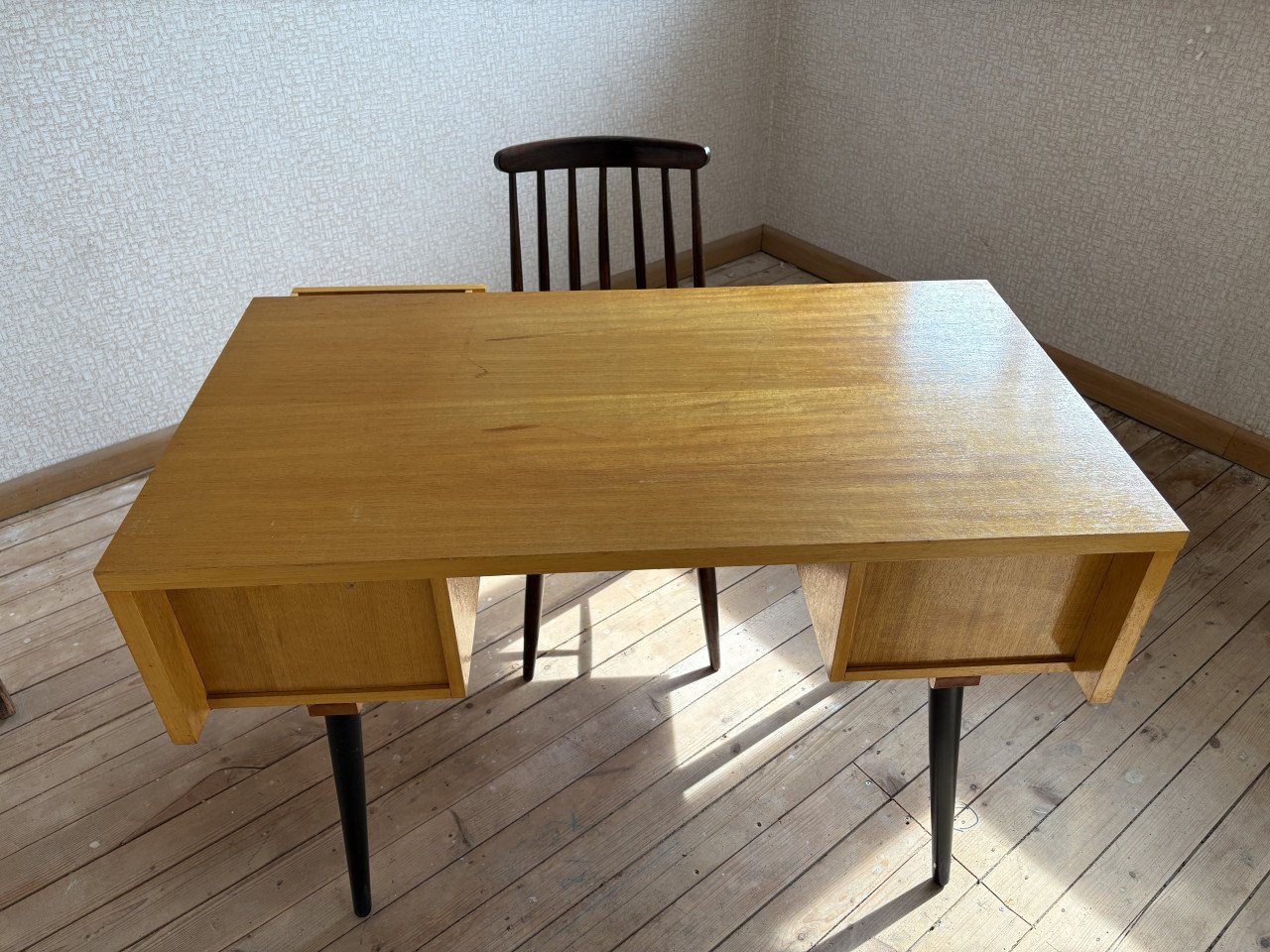 Vintage bureautje jaren 70