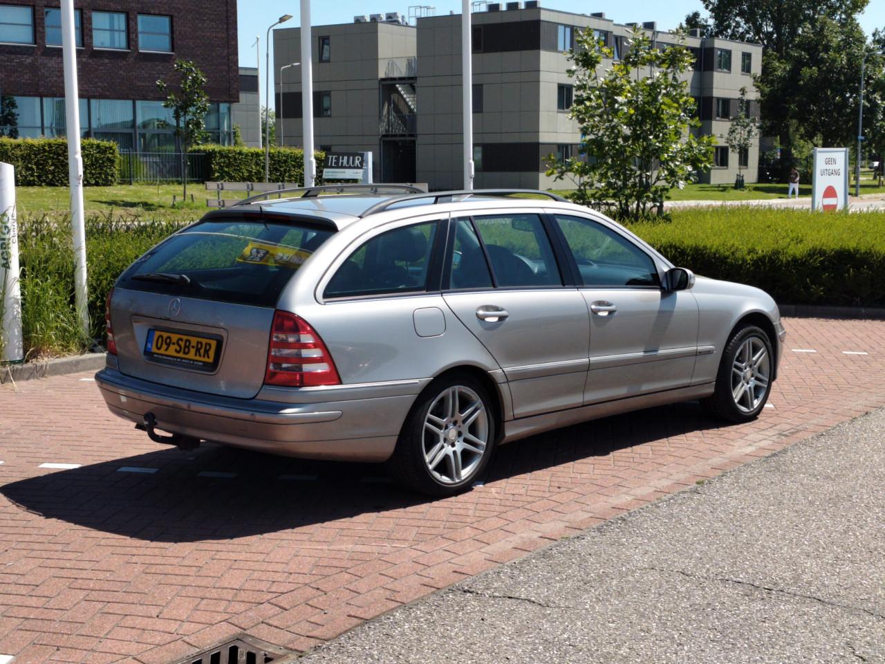 Mercedes C200K elegance 2005