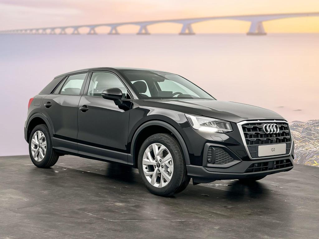 Audi Q2 pro line 35 tfsi 110 kw / 150 pk hatchback 7 versn