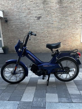 Tomos Taxxity