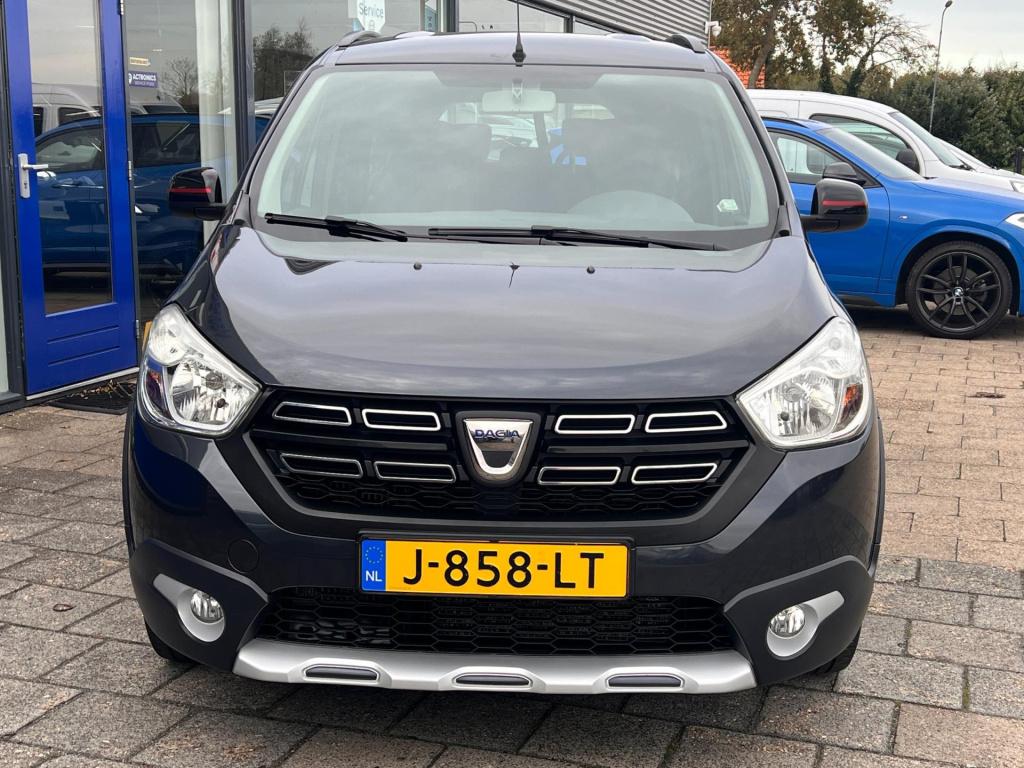 Dacia Lodgy 1.3 tce tech road 7p. navi, trekhaak enz..