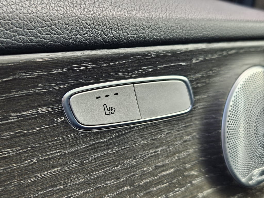 Mercedes-Benz C-Klasse coupé 300 premium plus pack | burmester | acc